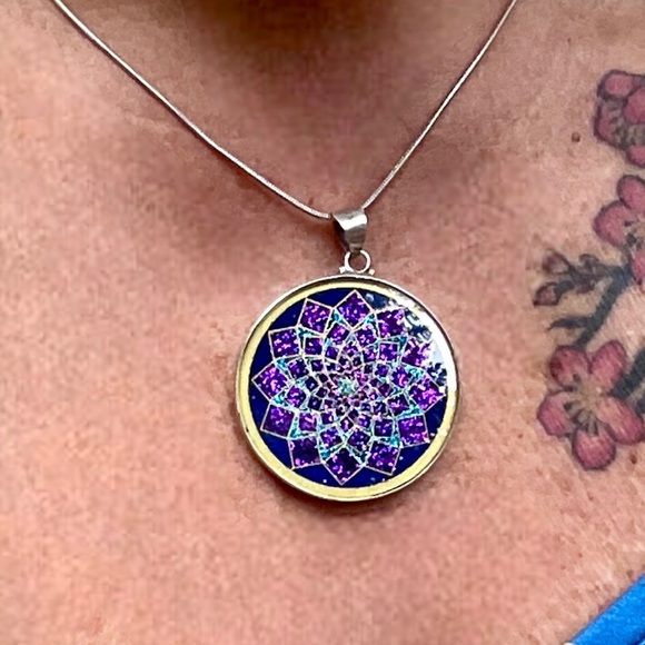 🌺Artisan 2 Sided Sterling Kaleidoscope/Chakra Necklace - Picture 12 of 14